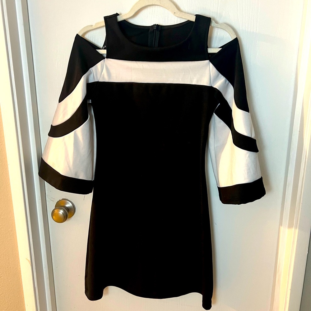Mod Black and White CutOut Women's Dress Small